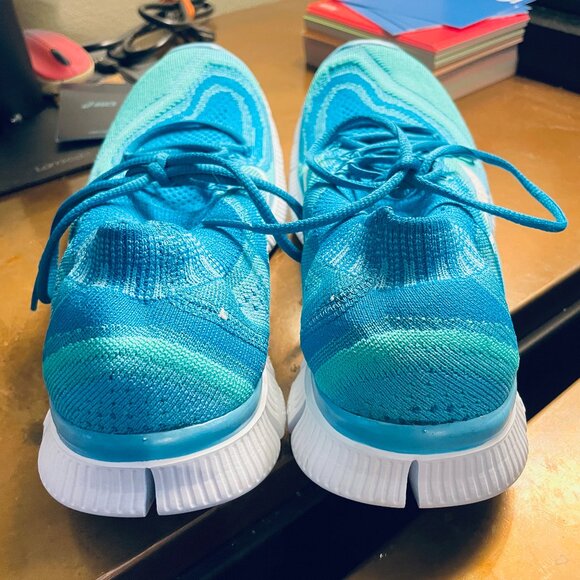 NEW Nike Free 5.0 Flyknit Women's Running Shoes 615806-413 Size 8 Atomic Teal - Picture 4 of 16